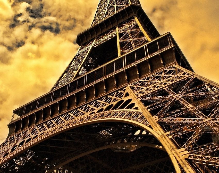 Europe Travel Guide To Paris